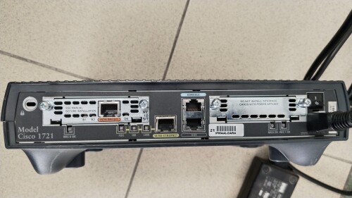 3-Cisco-1721.jpg