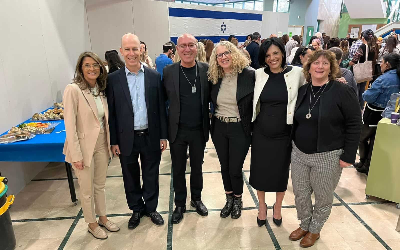 ראש העיר אילת אלי לנקרי בכינוס בקמפוס אילת: "אני מצדיע למורות ולמורים על העבודה שלהם לאורך המלחמה"