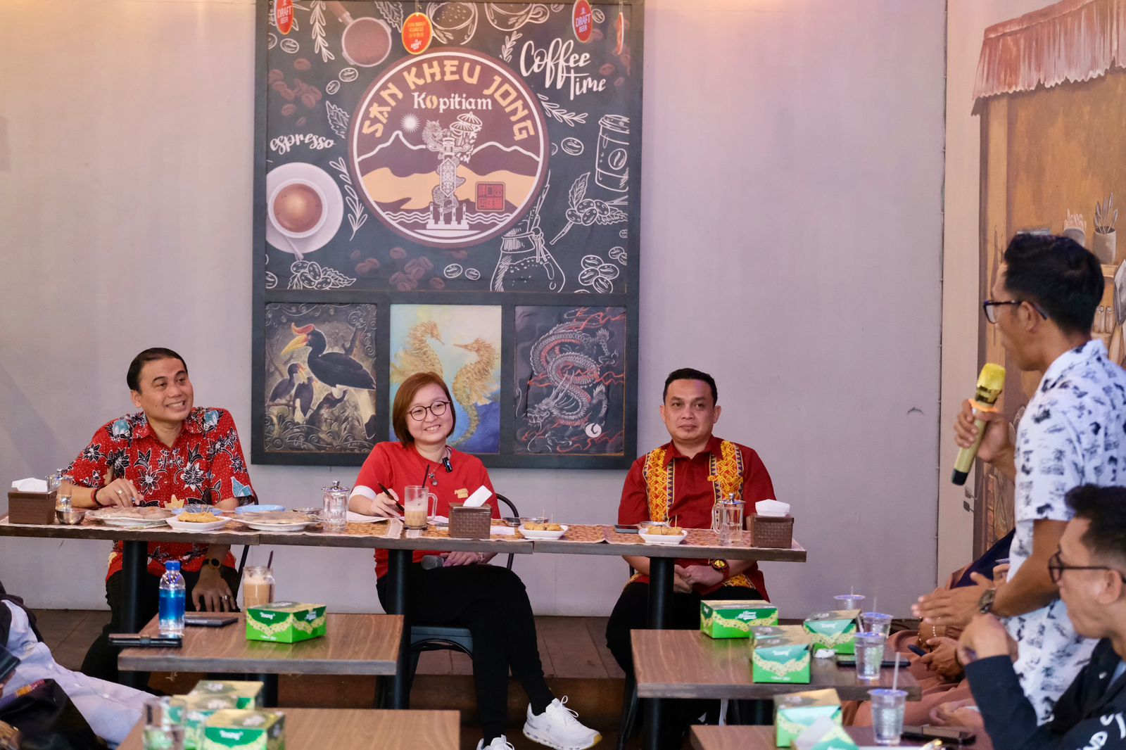 Diskusi Ekonomi Kreatif di Singkawang: Wamenekraf Dorong Inovasi dan Akselerasi Ekraf