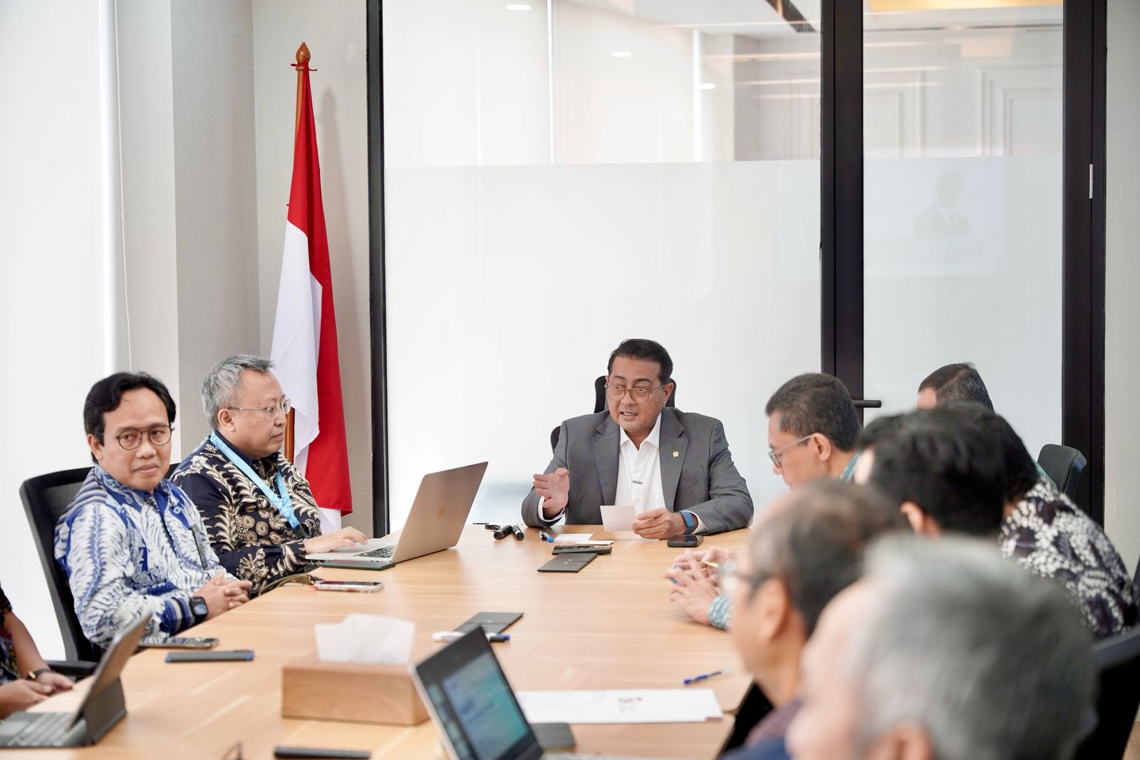 Kemenekraf-OJK Siapkan Solusi Pembiayaan Berbasis Token Bagi Industri Kreatif