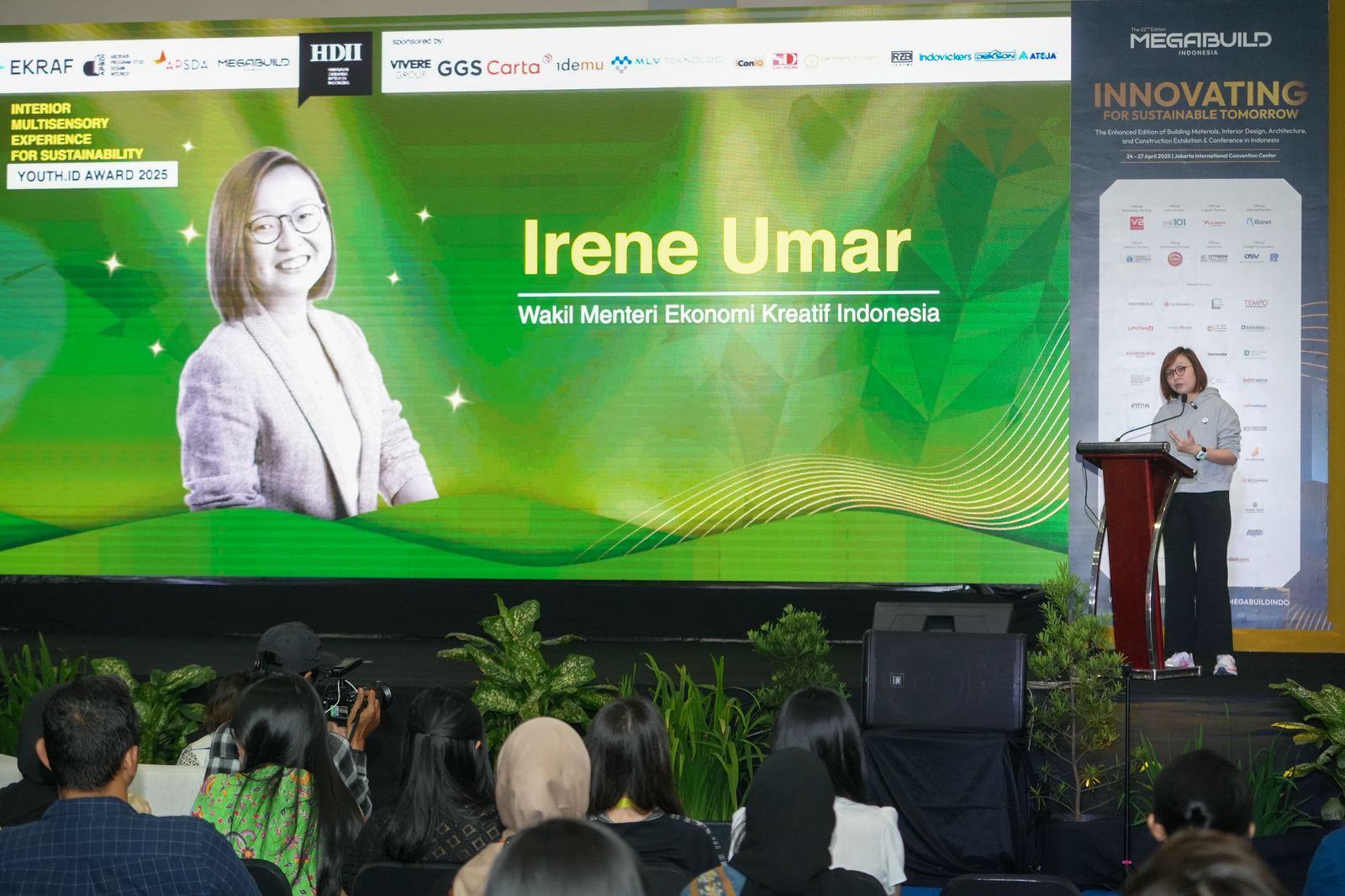 Wamenekraf Dukung Kreativitas Mahasiswa Desain Interior melalui Youth Interior Design Award 2025