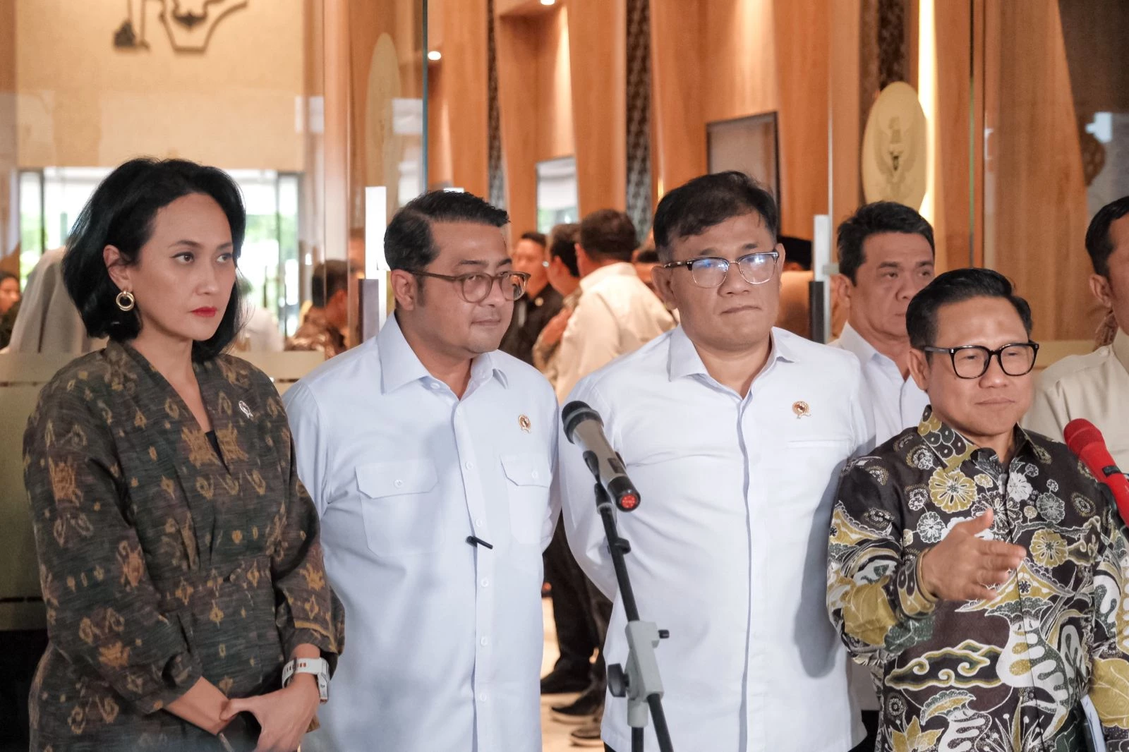 Ministry of Creative Economy and Coordinating Minister for Community Empowerment Discuss Utilization of National Social and Economic Single Data (DTSEN)