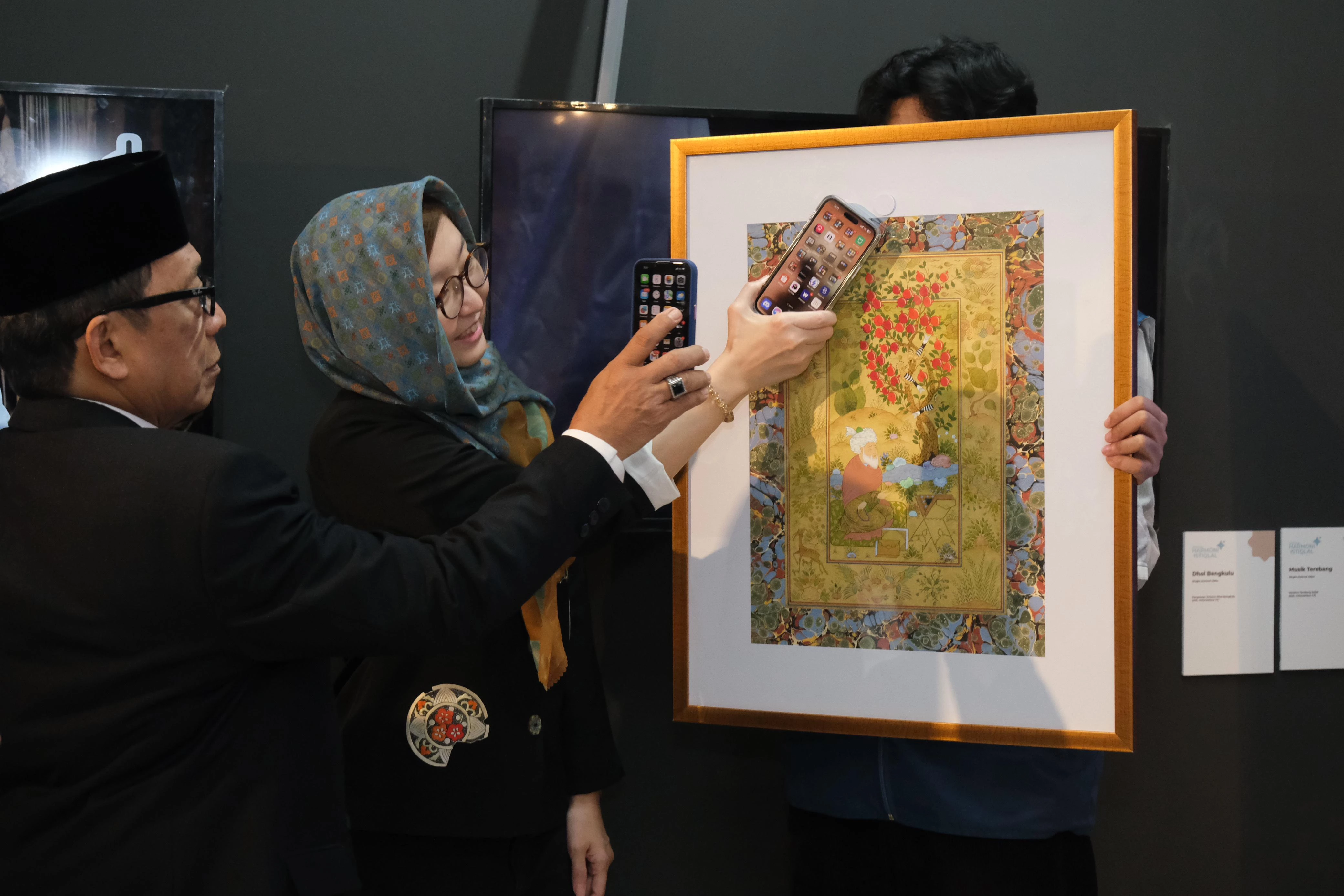 With a Touch of Creativity, Deputy Minister of Creative Economy Believes Istiqlal Mosque Can Boost the Local Economy