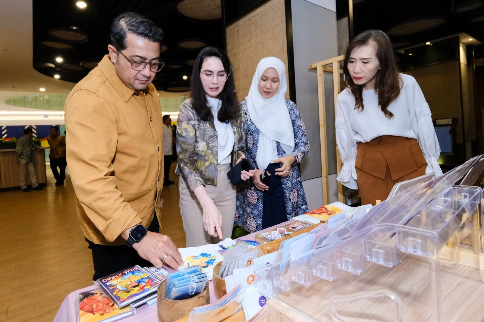 Minister of Creative Economy Highlights the Importance of Regional Creative Economy Data and Human Resource Development