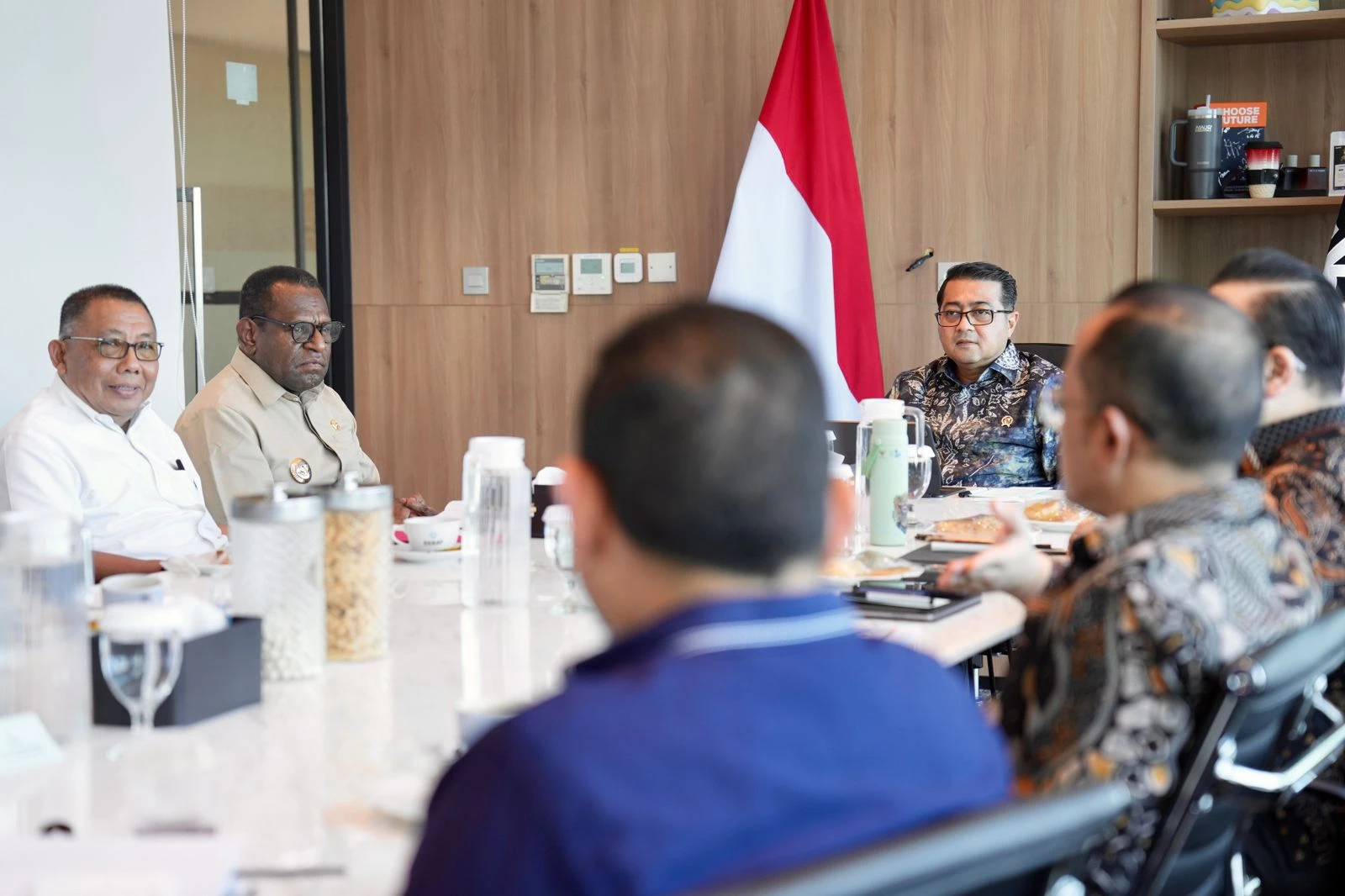 Minister of Creative Economy Receives Audience with Merauke Regent, Presents Ministry as Creative Economy Accelerator