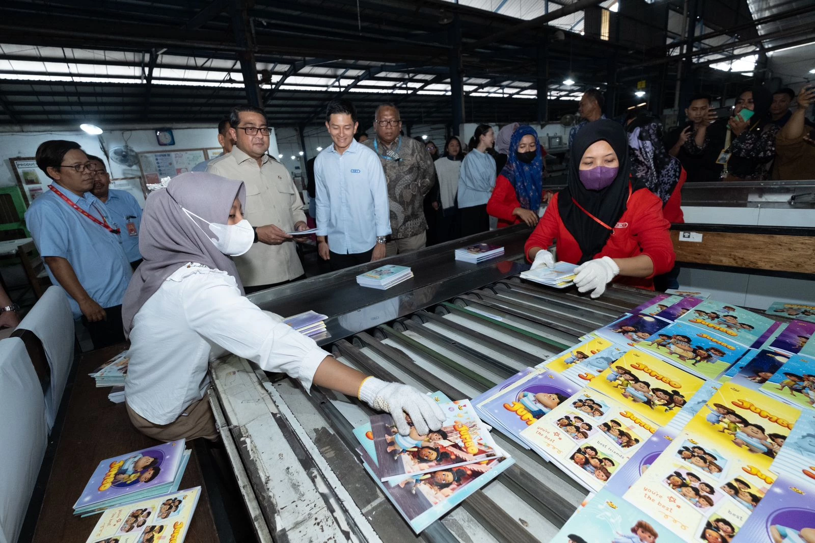   Minister of Creative Economy Supports Jumbo X Kiky Stationery: A Concrete Proof of Creative Economy’s Direct Impact