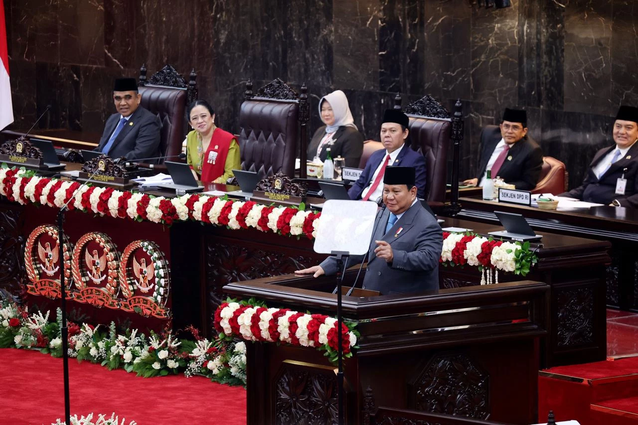Minister of Creative Economy Attends Annual Session of the MPR and Joint Session of the DPR and DPD RI