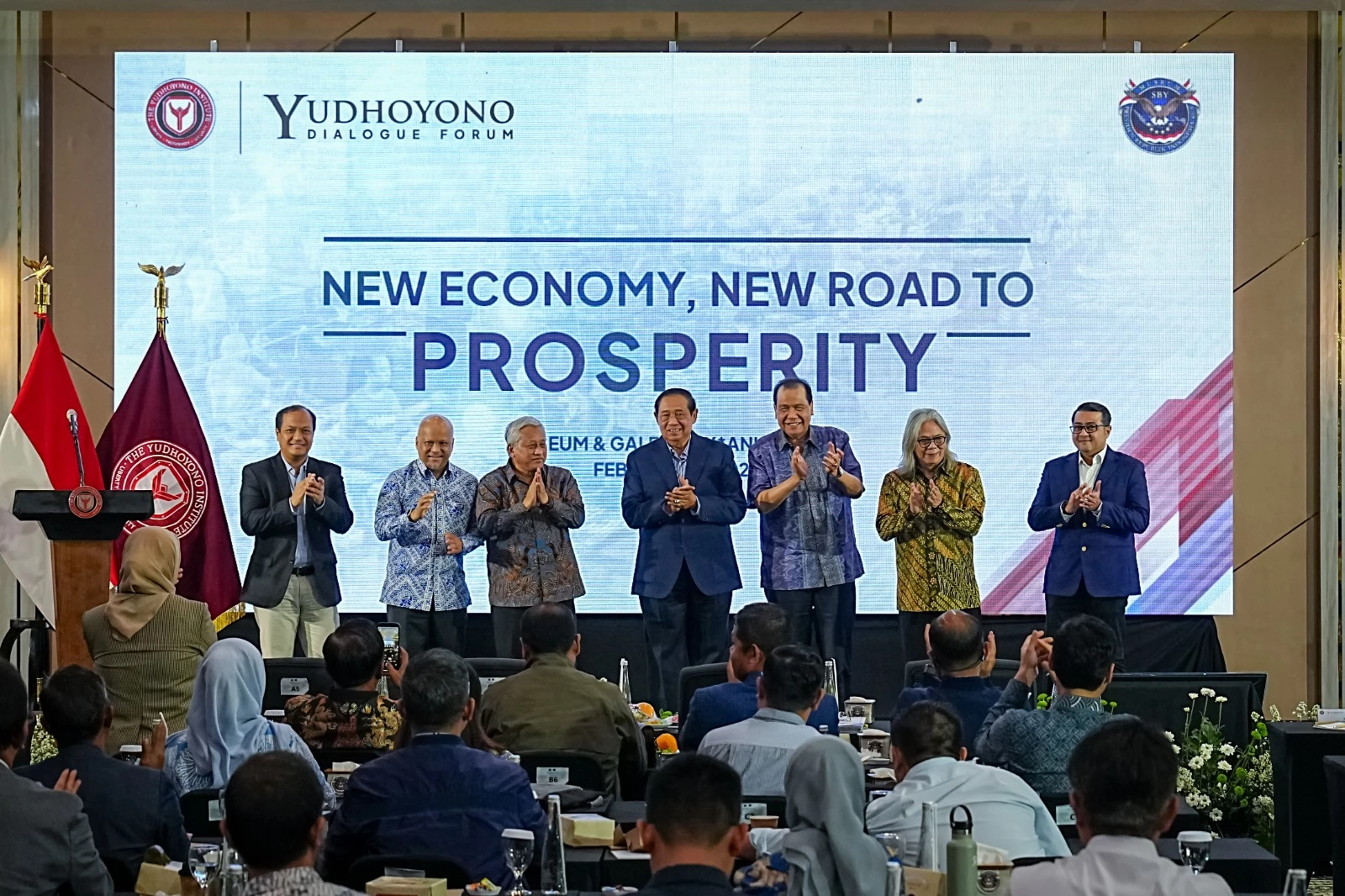 Yudhoyono Dialogue Forum Discusses Global Economic Transformation, Minister of Creative Economy Underscores the Strategic Potential of the Creative Economy