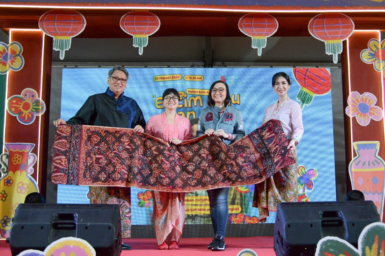 The Ministry of Creative Economy / Creative Economy Agency Appreciates the Ideas and Creativity Behind the Fashion Show at Harmoni Imlek Nusantara 2026