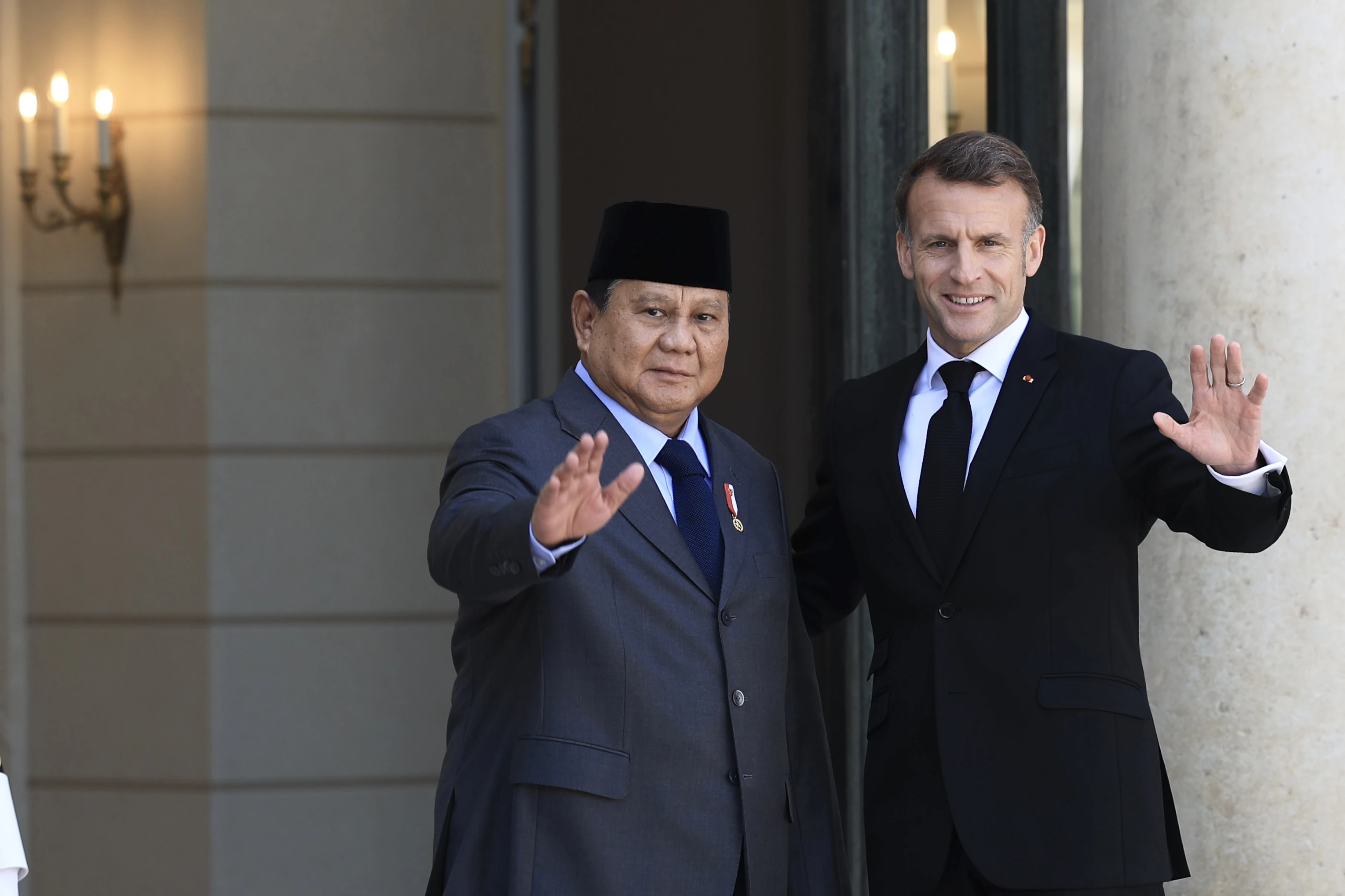 Meeting with Macron, Prabowo Discusses Strengthening Cooperation from Defense to Creative Economy