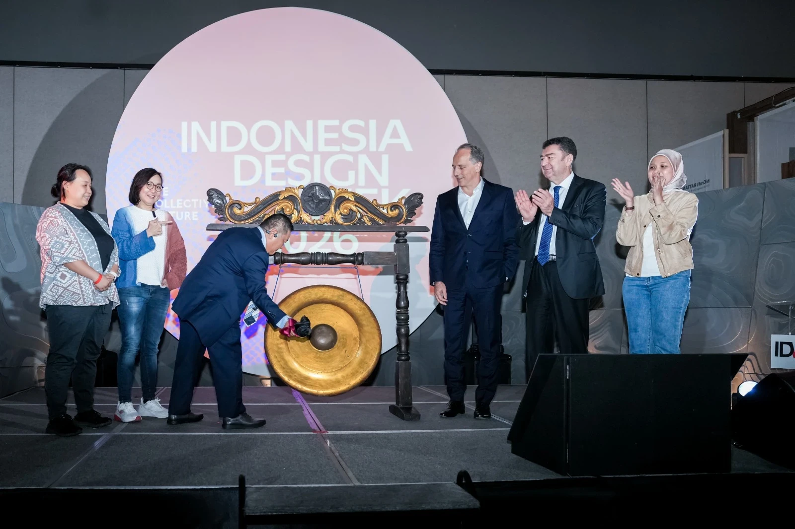 Deputy Minister of Creative Economy Opens IDW 2026: Design Is More Than Aesthetics; It Is a Way of Life