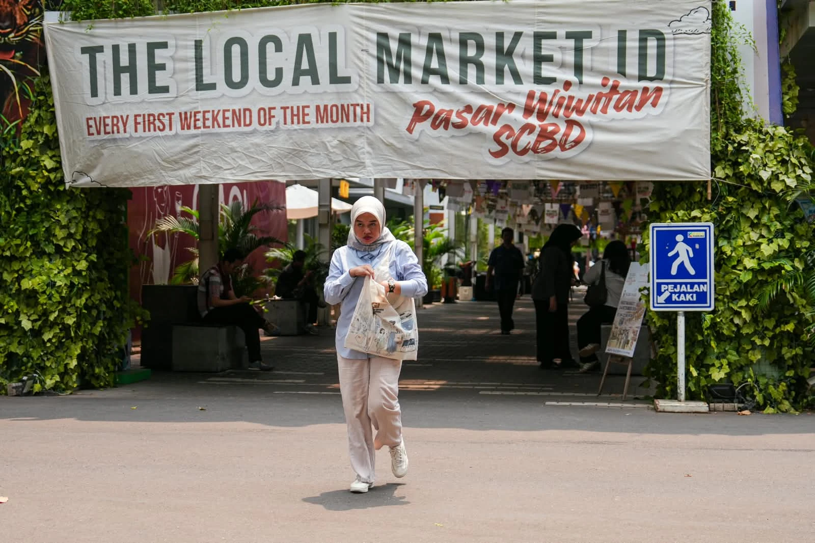 Kementerian Ekraf Buka Akses Pasar Produk Lokal Lewat Local Market SCBD Park