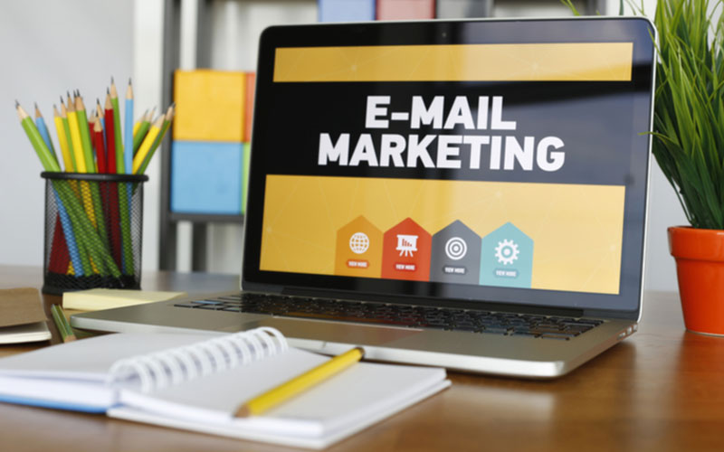 tips-membuat-email-marketing-yang-efektif-EKRUT.jpg