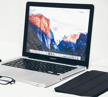 Daftar aplikasi perekam layar PC & Laptop berbayar
