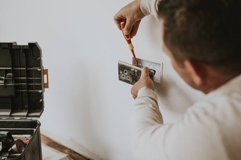 Residential Electrician Nampa