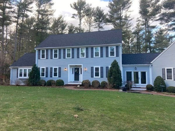 43 Simmons Dr, Duxbury, MA 02332