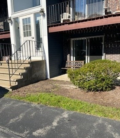 7 Woodcrest Court #2, Weymouth, MA 02190