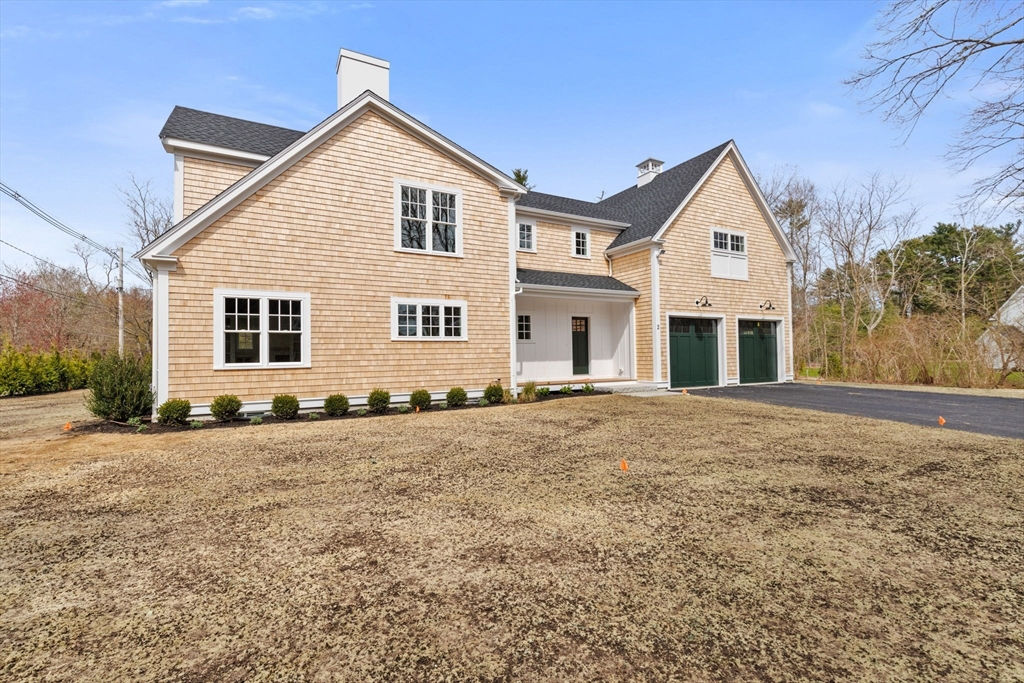 2 Elm Hill Ln, Duxbury, MA 02332