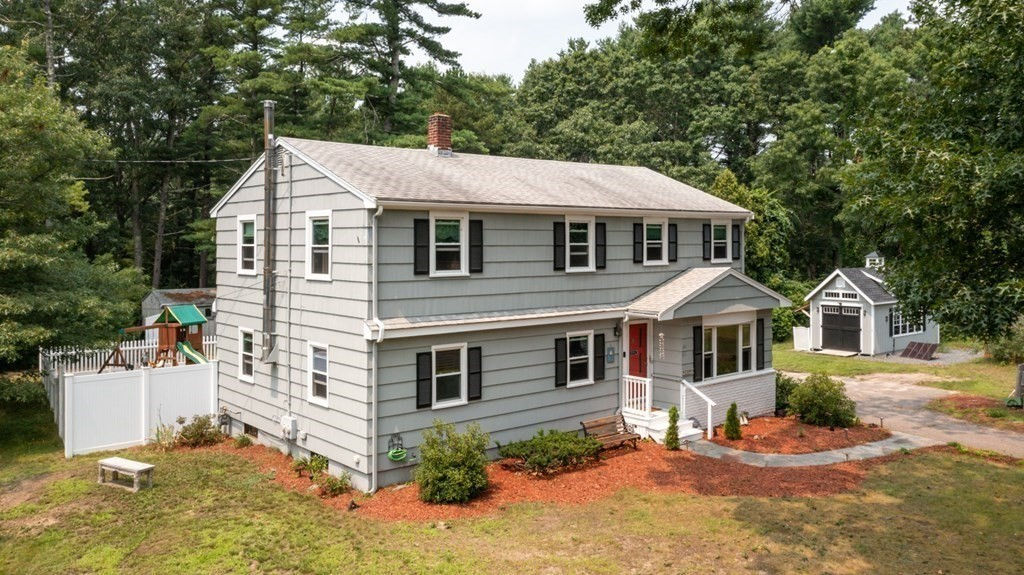 324 Lincoln St, Duxbury, MA 02332