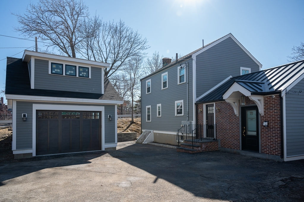 77 Willard St, Quincy, MA 02169