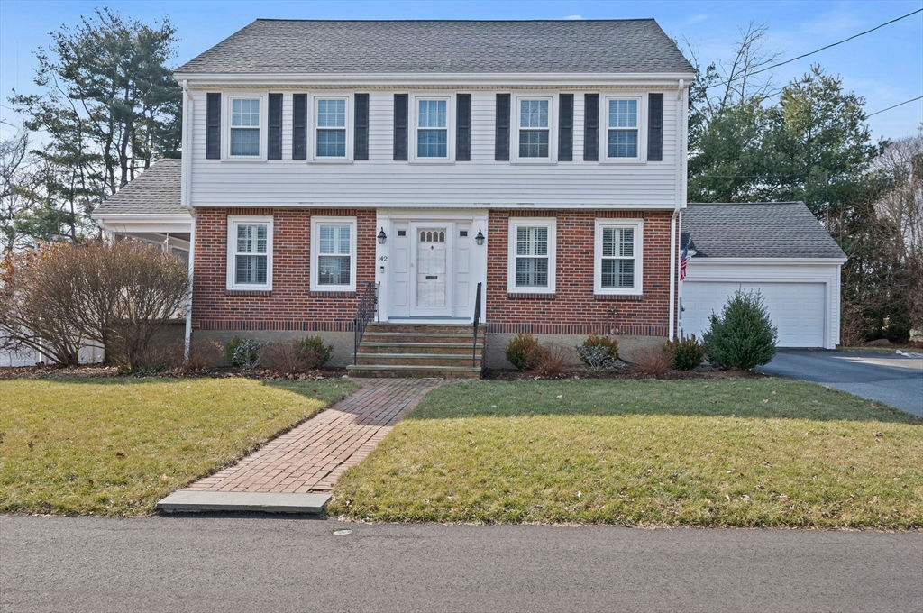 142 Hawthorn Rd, Braintree, MA 02184