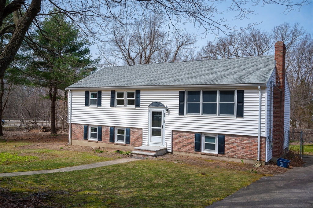 10 Big Blue Drive, Milton, MA 02186