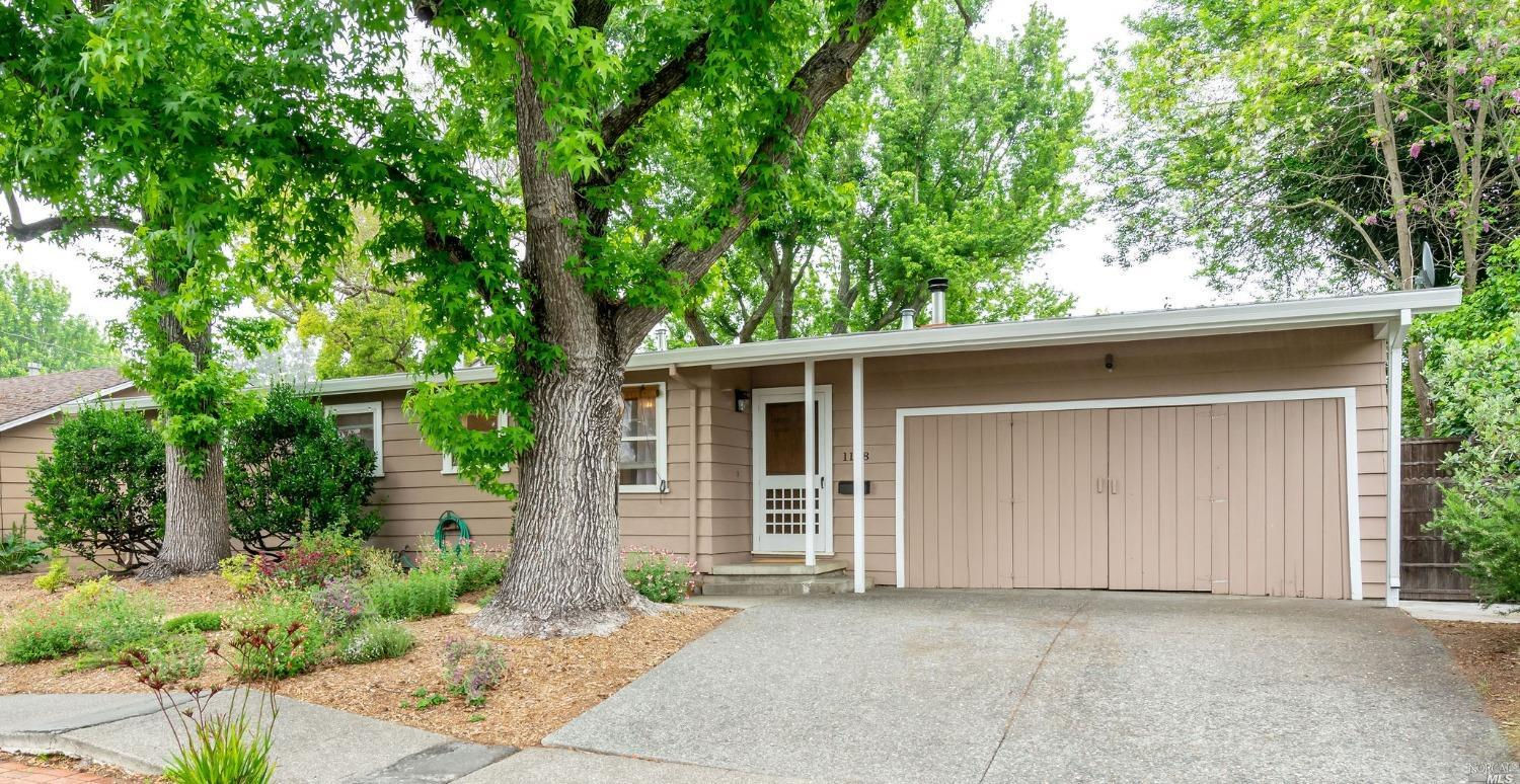 1128 Utah Court, Santa Rosa, CA 95405