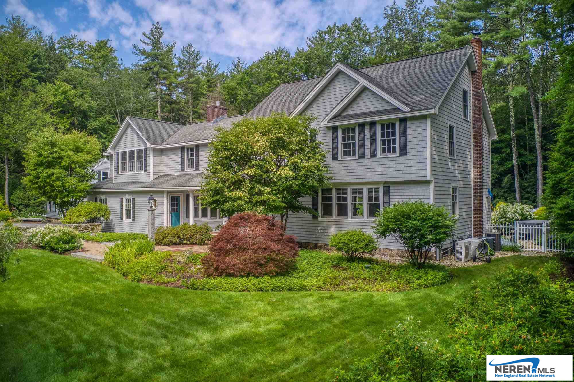41 Strawberry Hill Road, Bedford, NH 03110