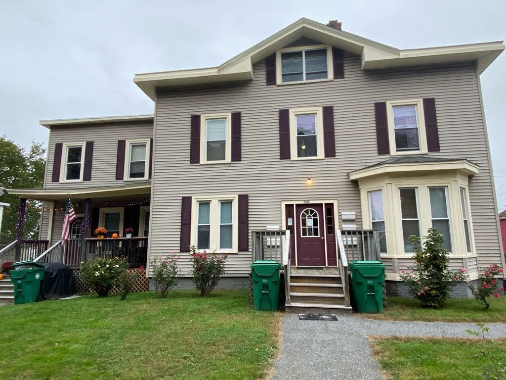 138 Water Street 2r, Clinton, MA 01510