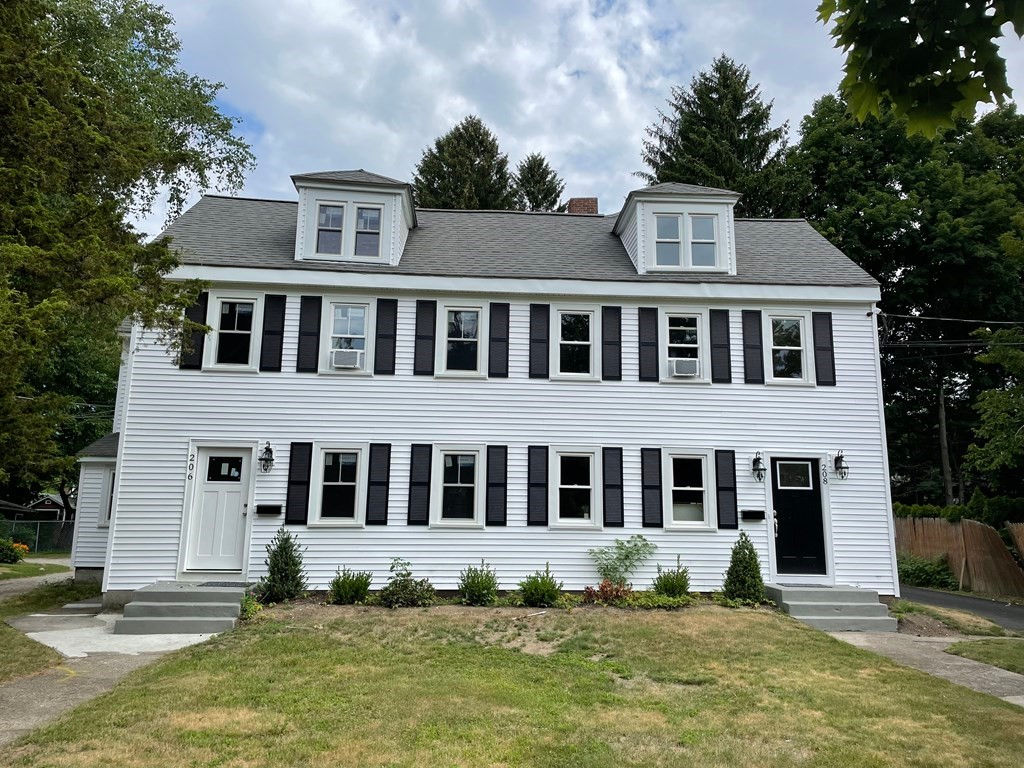 206 Concord Street 1, Newton, MA 02462