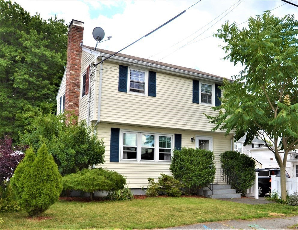 94 Willow St, Waltham, MA 02453