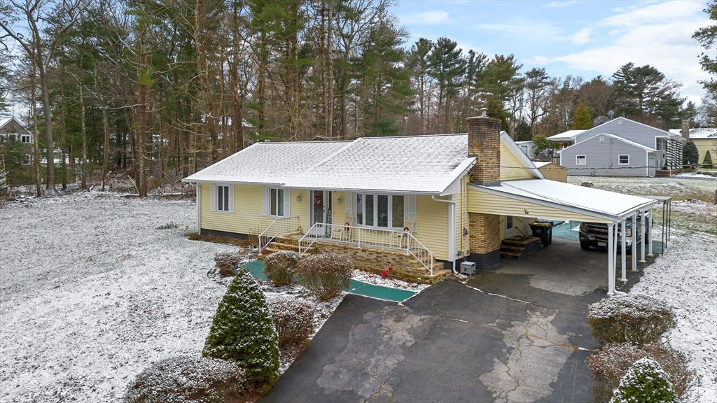 64 Christopher Circle, Westport, MA 02790