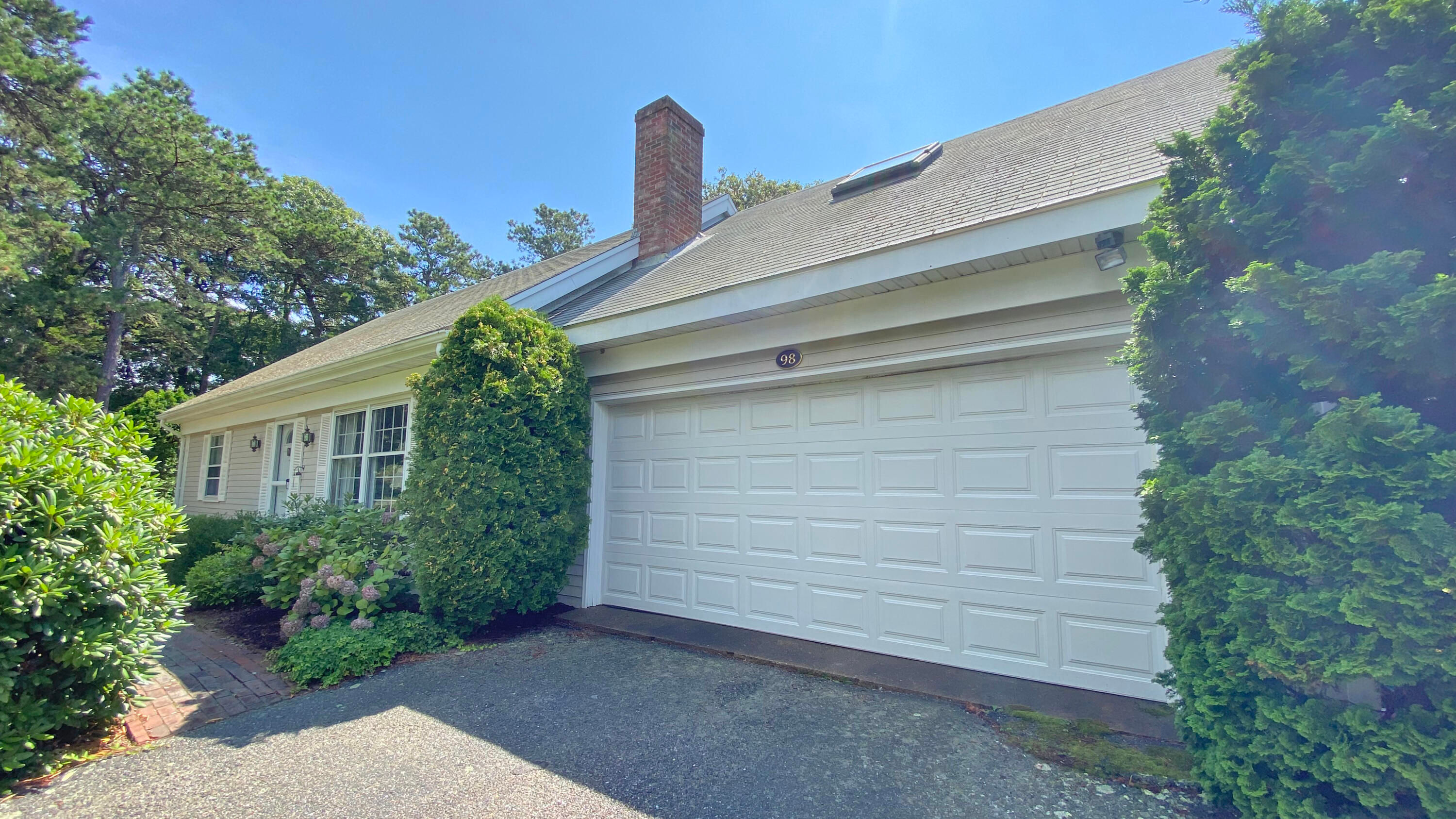 98 Lakeview Avenue, Chatham, MA 02633