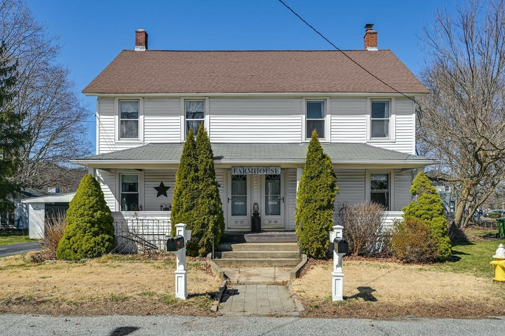 27 Edgemere Ave A, Northbridge, MA 01588