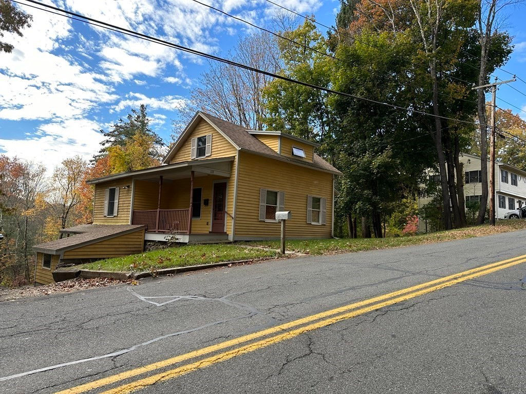 118 Petty Plain Road, Greenfield, MA 01301