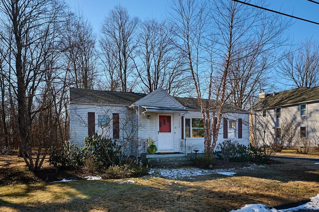 70 Fern Street, Northampton, MA 01062