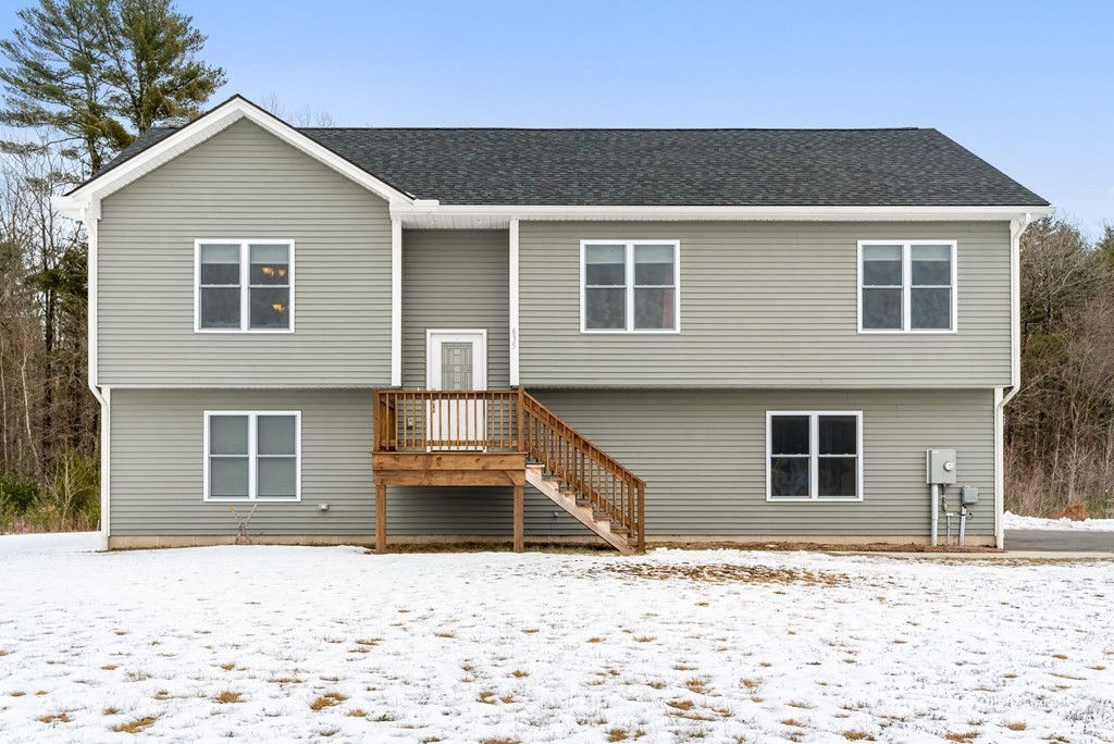 635 N Washington St, Belchertown, MA 01007