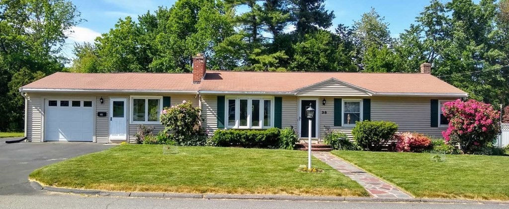 38 Saturn Drive, Shrewsbury, MA 01545