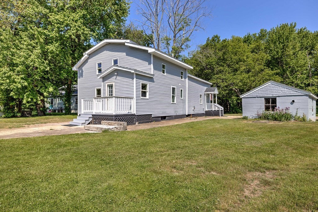 104 Wilson St, Spencer, MA 01562