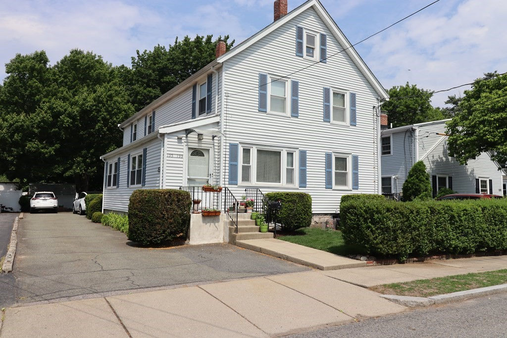 193 Winslow Rd 193, Newton, MA 02468