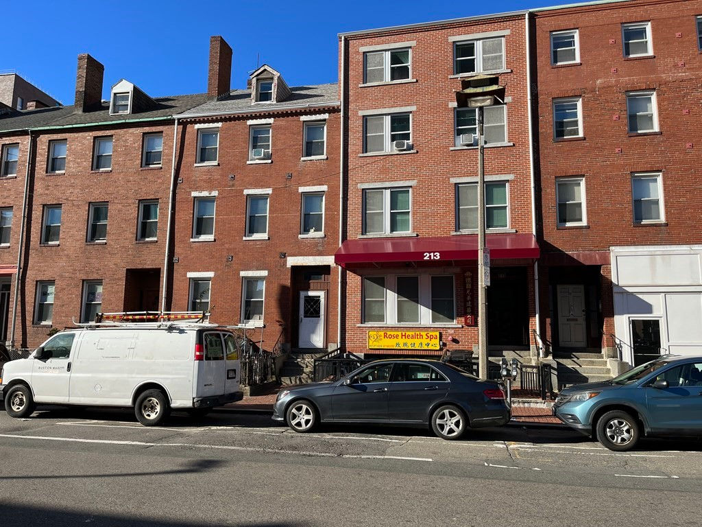 215 Harrison Ave, Boston, MA 02111