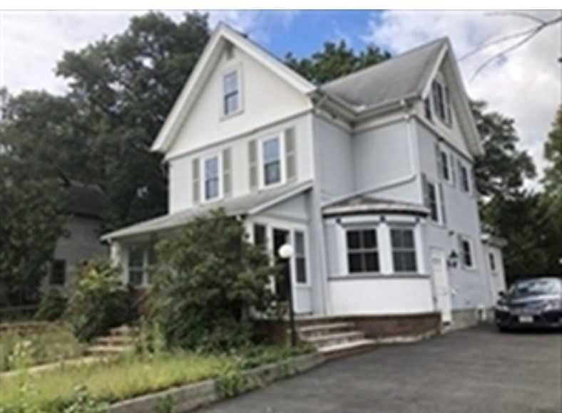 153 Walnut St. 1, Newton, MA 02460