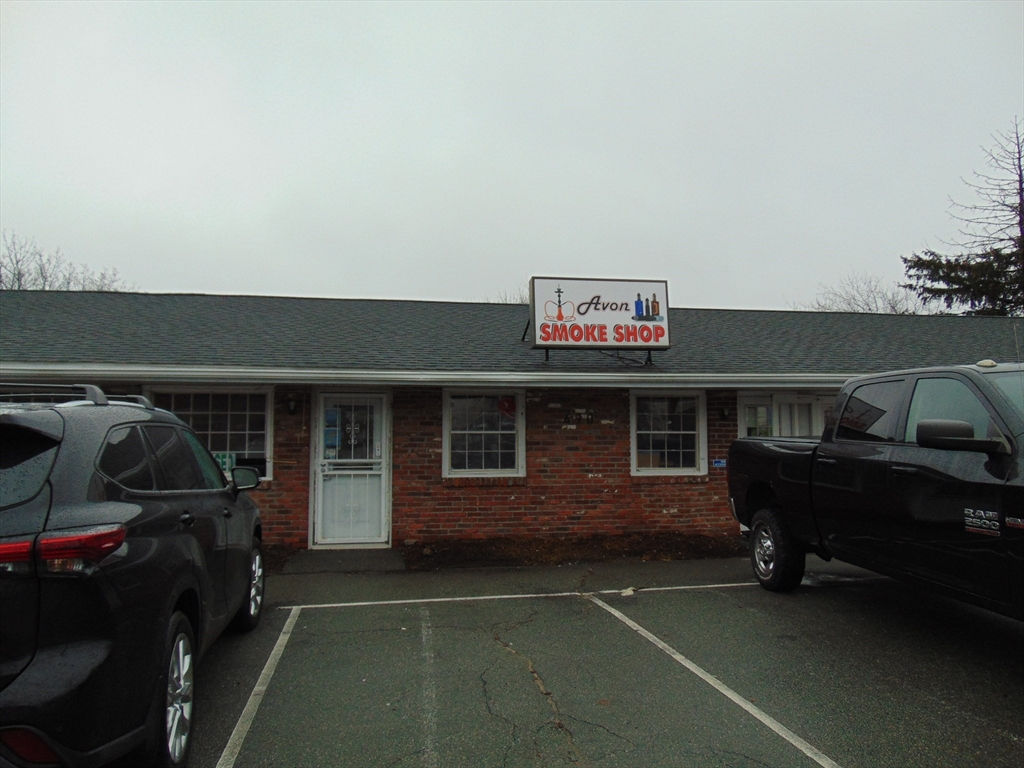 490 W Main St 2, Avon, MA 02322