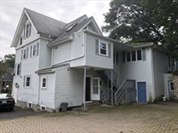 153 Walnut St. 1, Newton, MA 02460