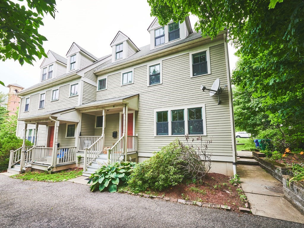 14 Linden St 14, Newton, MA 02464