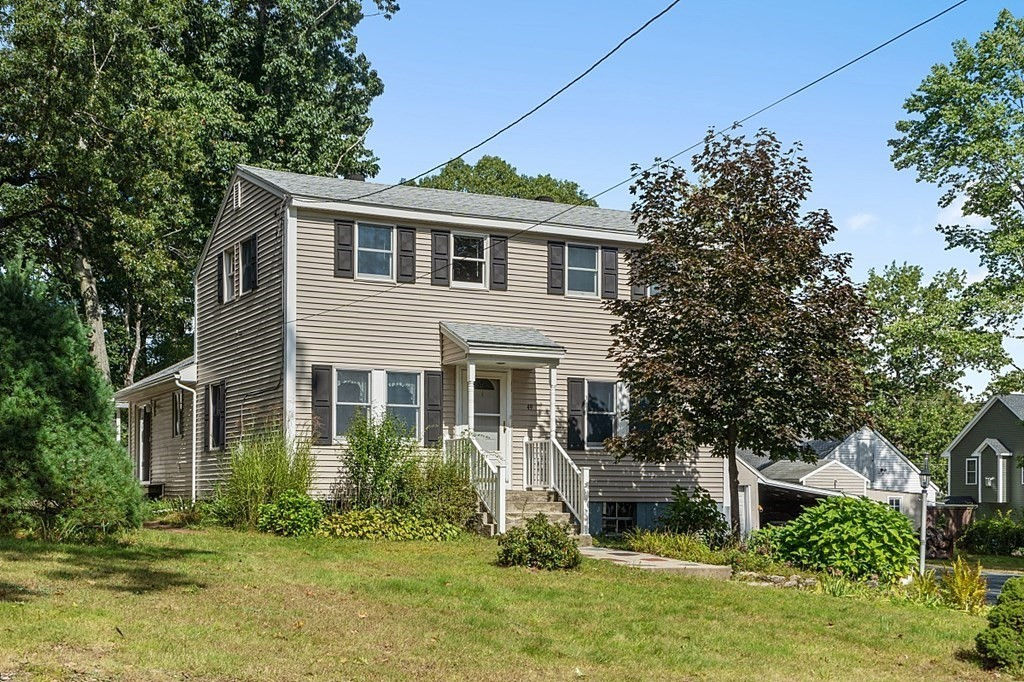 49 Oakwood Ave, Billerica, MA 01821