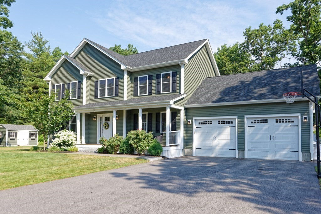 22 7th Ave, Chelmsford, MA 01863