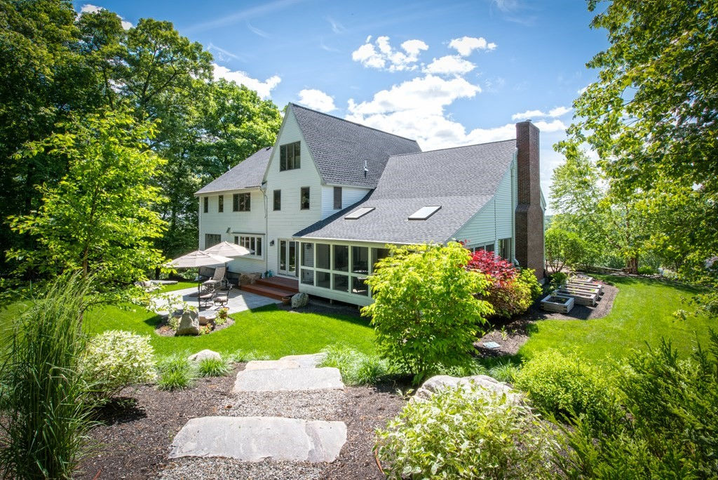 50 Blue Ridge Rd, North Andover, MA 01845