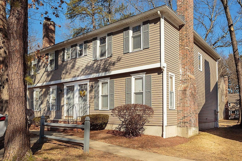 737 Wellman Ave 737, Chelmsford, MA 01863