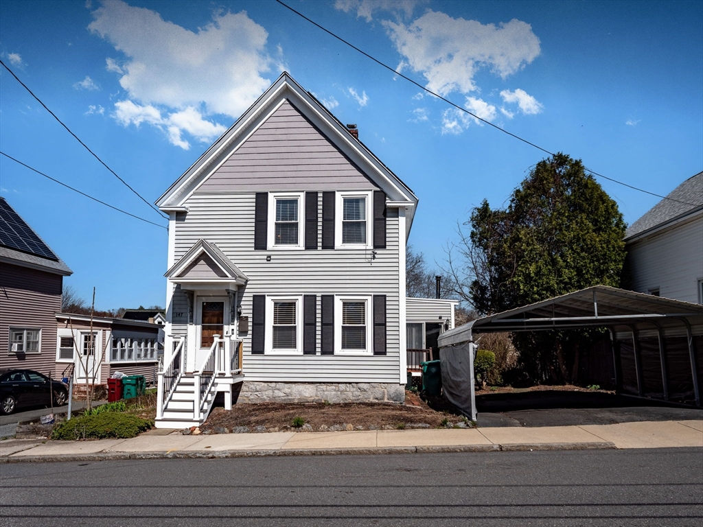 147 Humphrey Street, Lowell, MA 01852